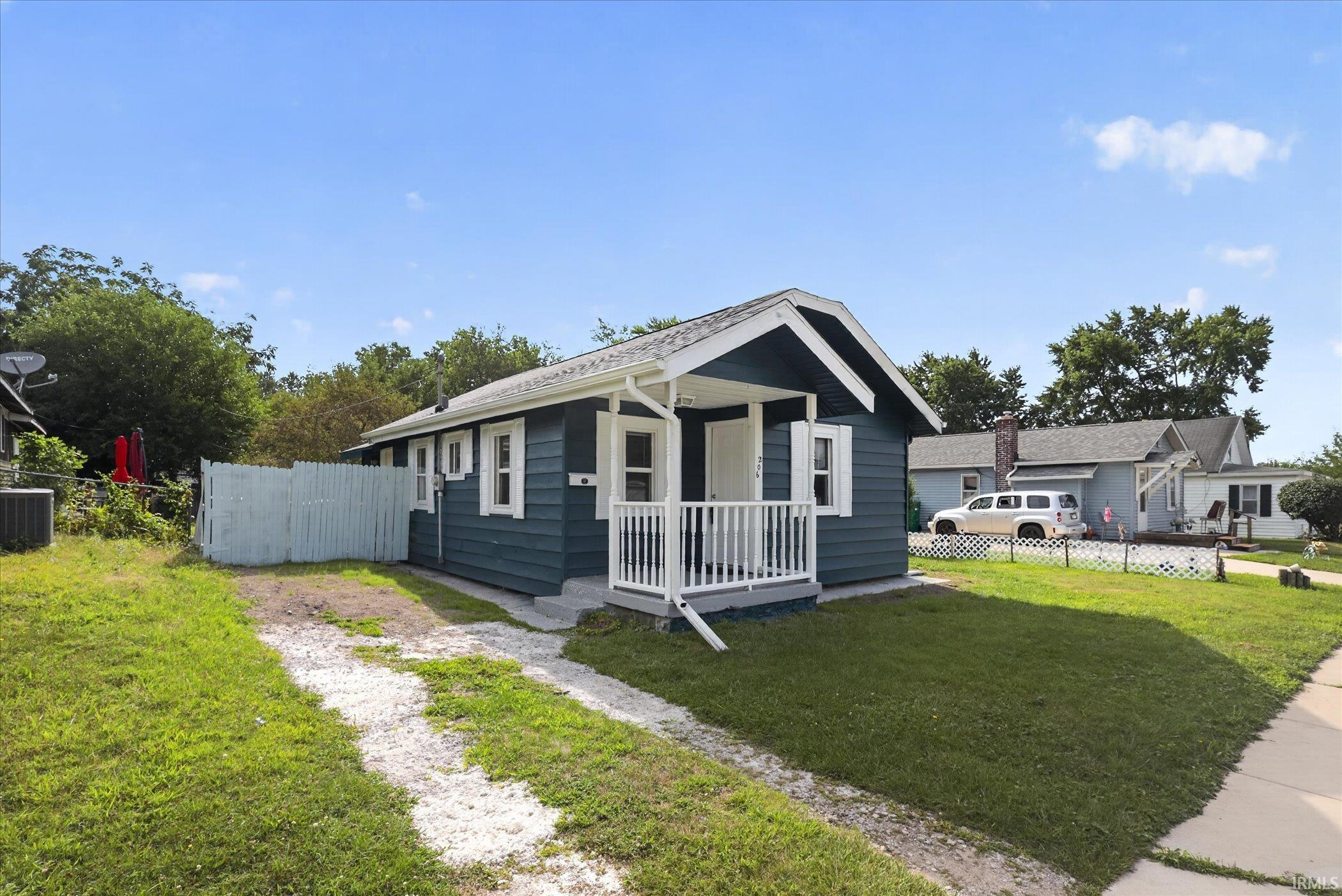 206 Helen Avenue Mishawaka IN 46544
