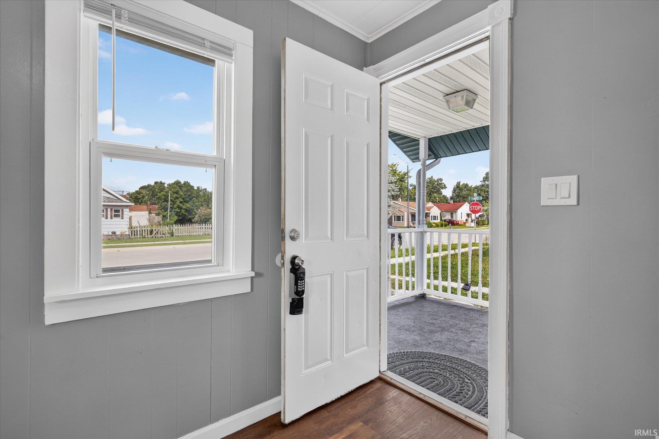 206 Helen Avenue Mishawaka IN 46544
