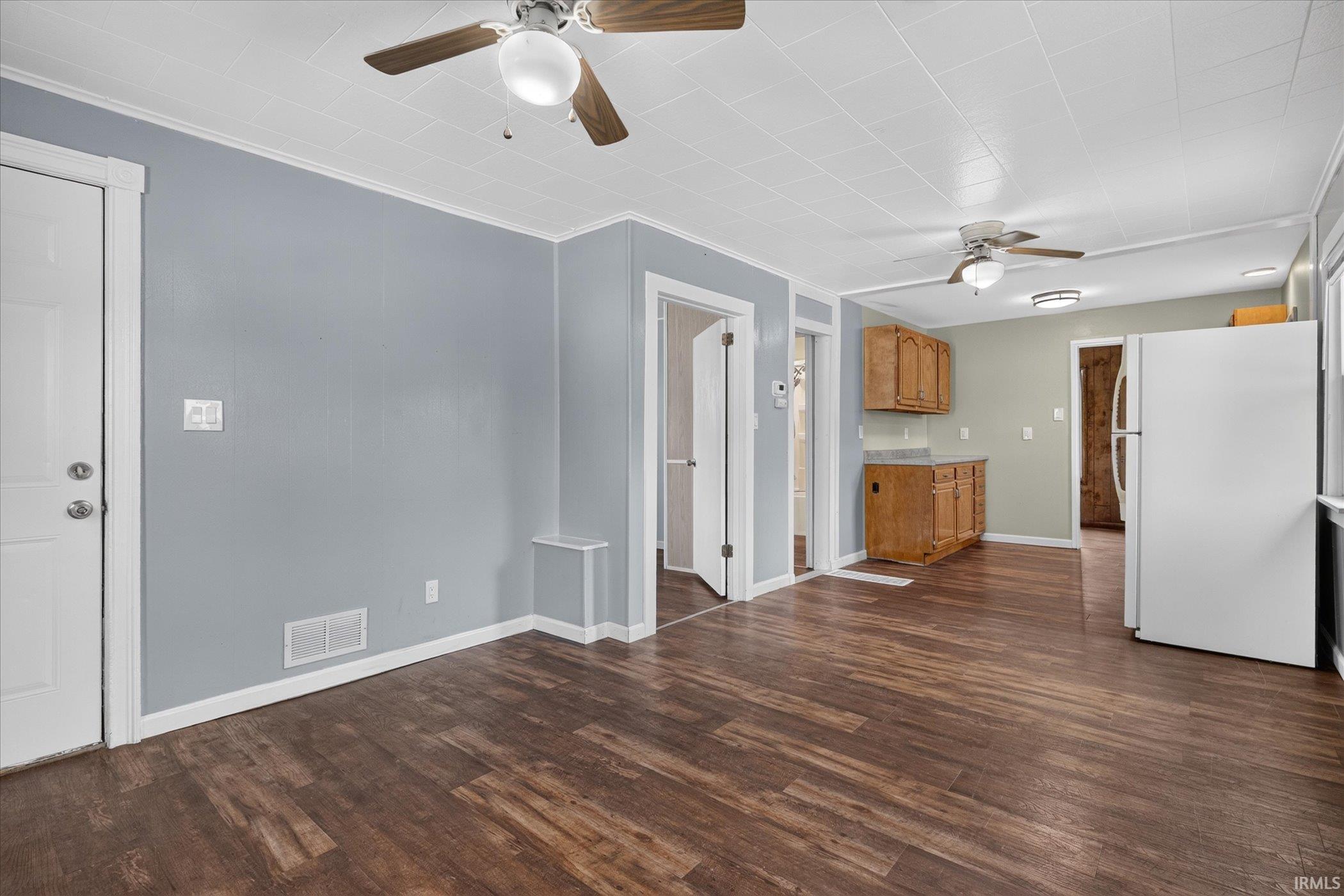 206 Helen Avenue Mishawaka IN 46544