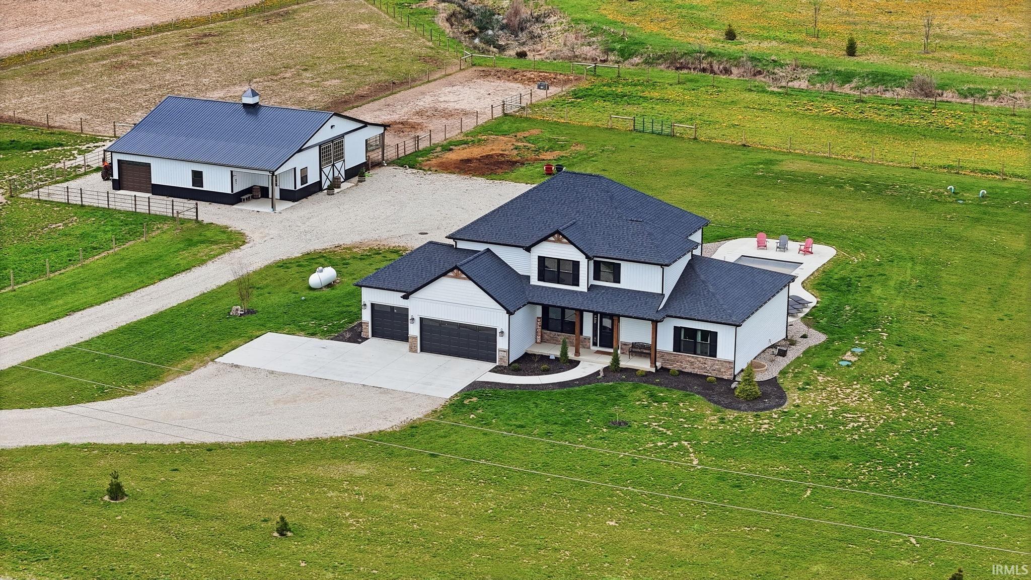 9680 N 220 E Road Roanoke IN 46783