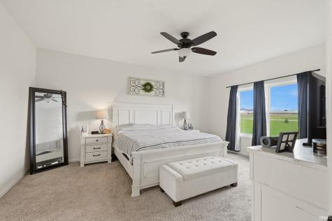 9680 N 220 E Road Roanoke IN 46783