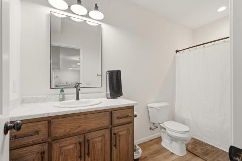 9680 N 220 E Road Roanoke IN 46783