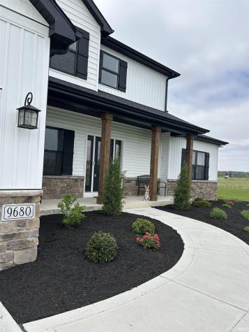 9680 N 220 E Road Roanoke IN 46783