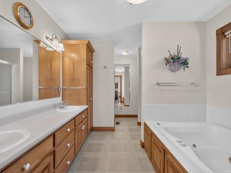 14006 Winchester Road Fort Wayne IN 46819