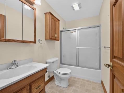 14006 Winchester Road Fort Wayne IN 46819