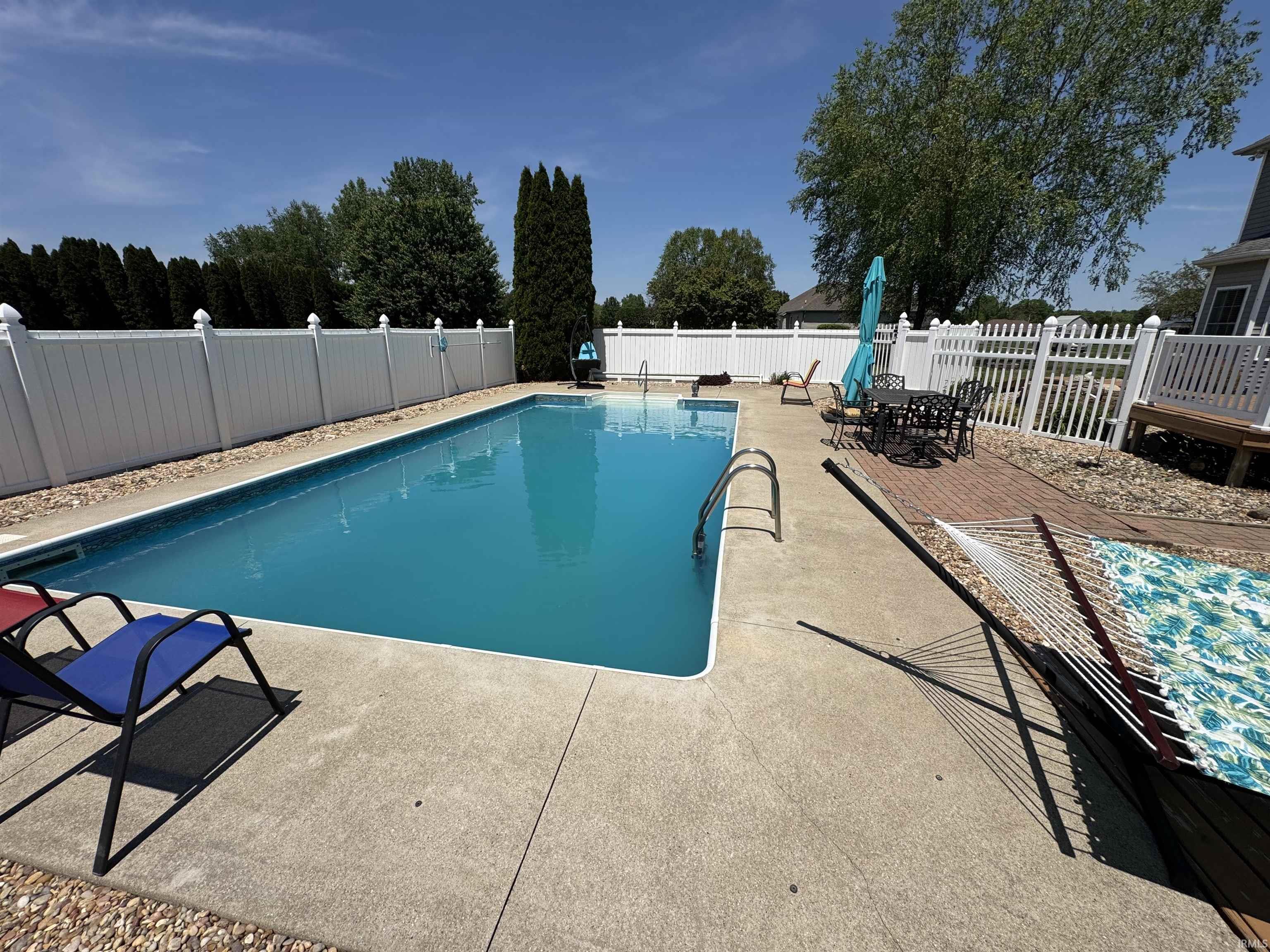 51935 Copperfield Court Granger IN 46530