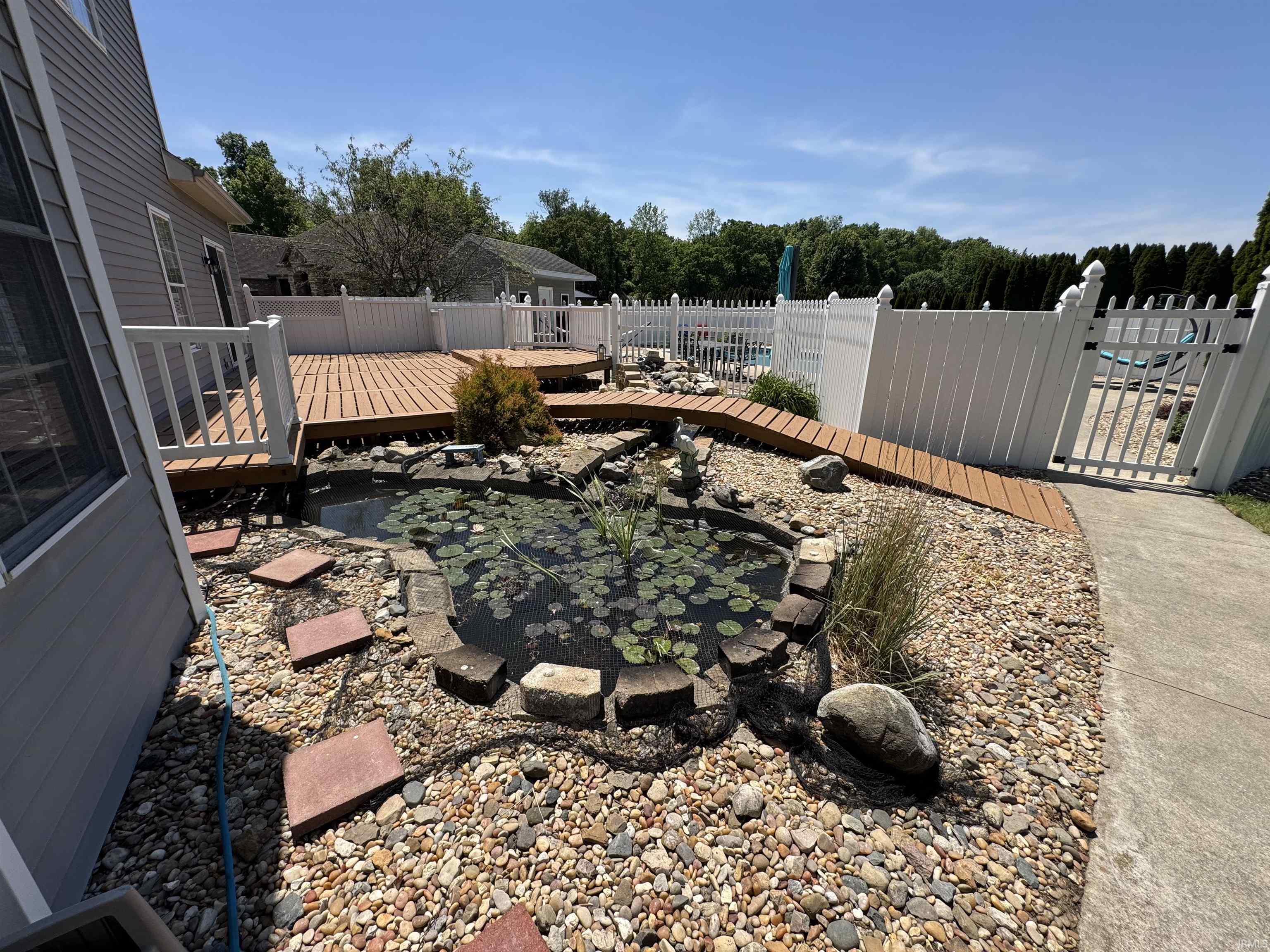 51935 Copperfield Court Granger IN 46530