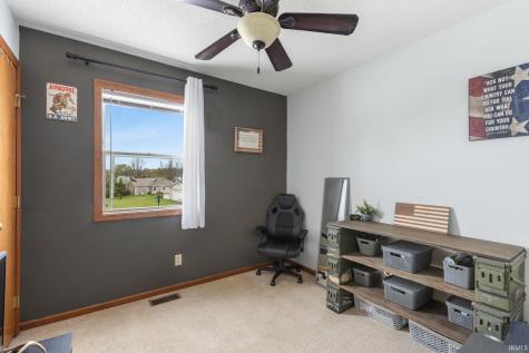 1404 Fairview Run Kendallville IN 46755
