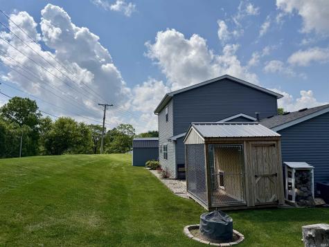 1404 Fairview Run Kendallville IN 46755