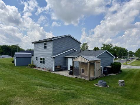 1404 Fairview Run Kendallville IN 46755