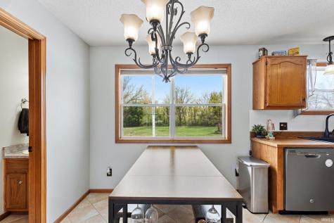 1404 Fairview Run Kendallville IN 46755