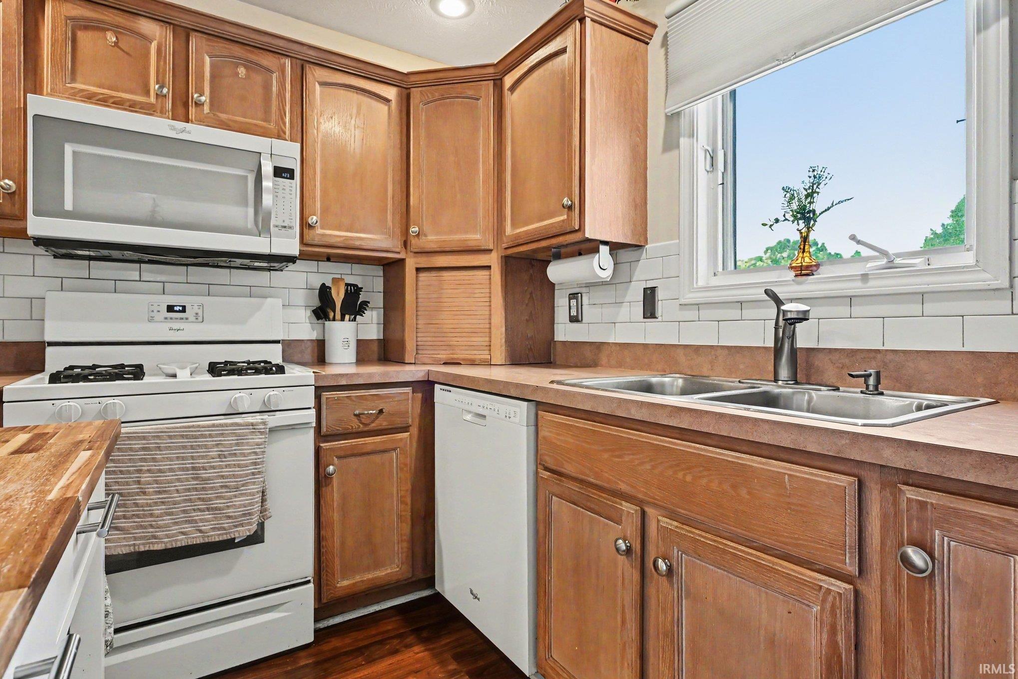 55051 Andrew Lane Osceola IN 46561