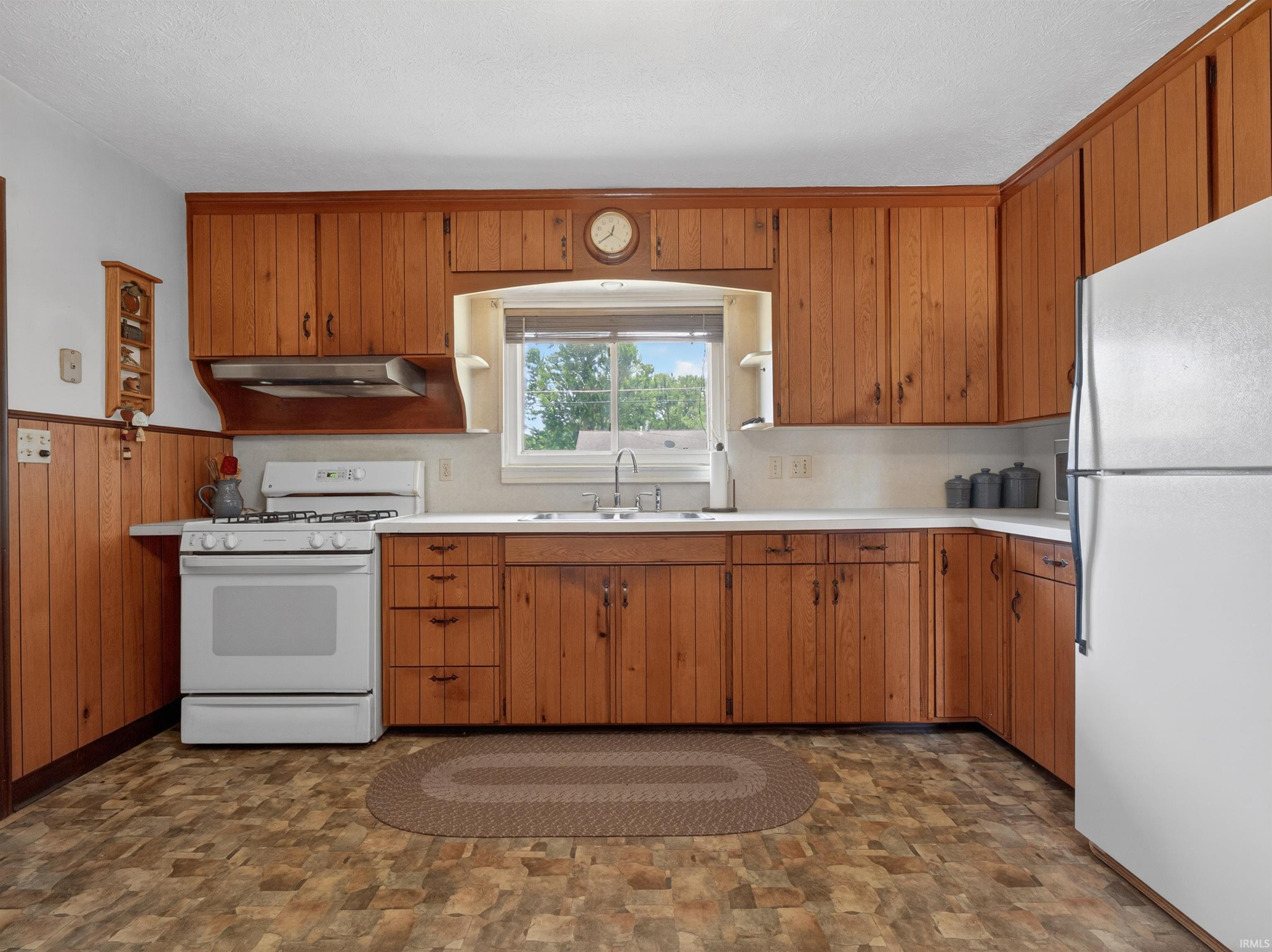 1216 E Sheridan Street Warsaw IN 46580