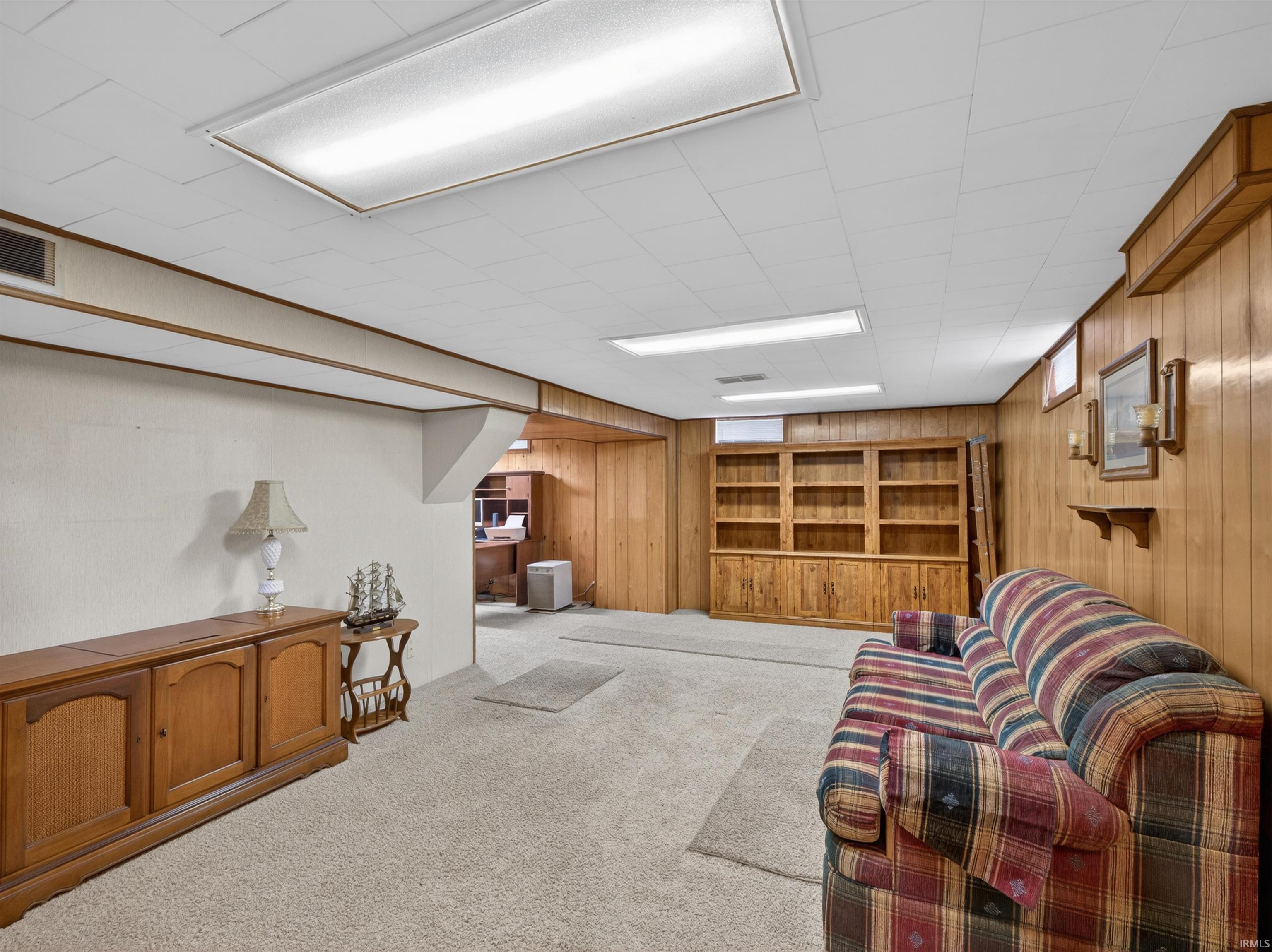 1216 E Sheridan Street Warsaw IN 46580
