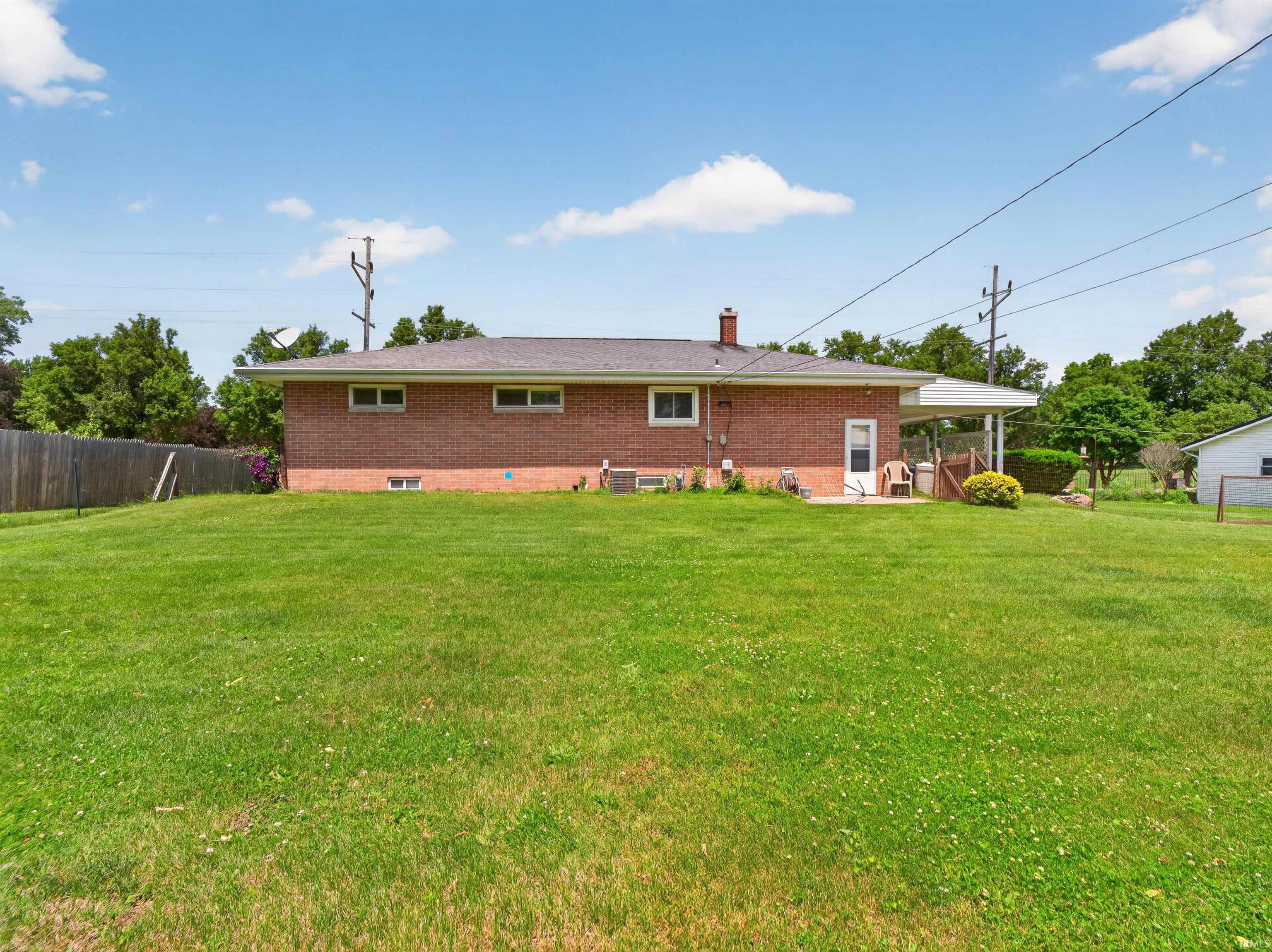 1216 E Sheridan Street Warsaw IN 46580