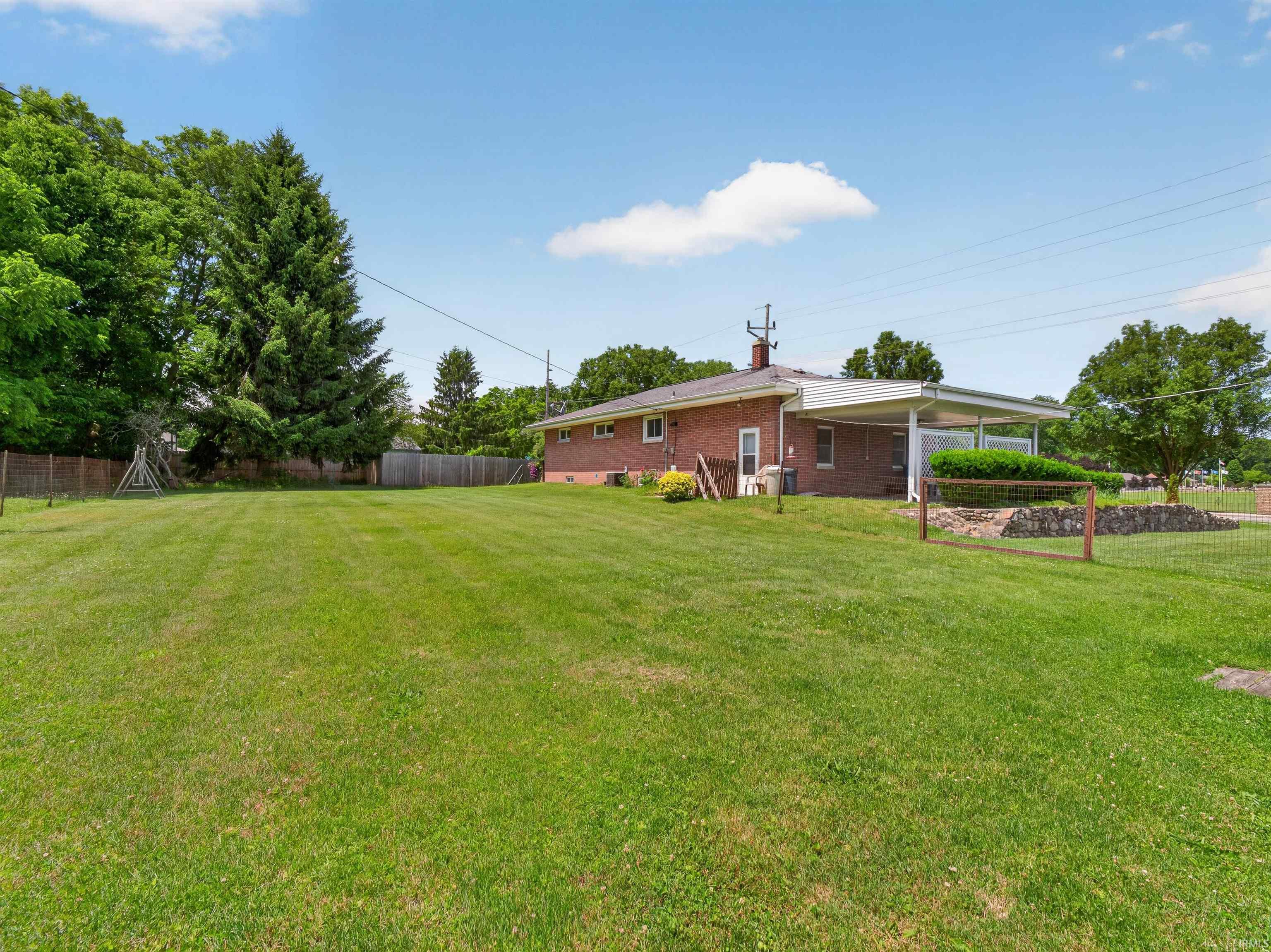 1216 E Sheridan Street Warsaw IN 46580