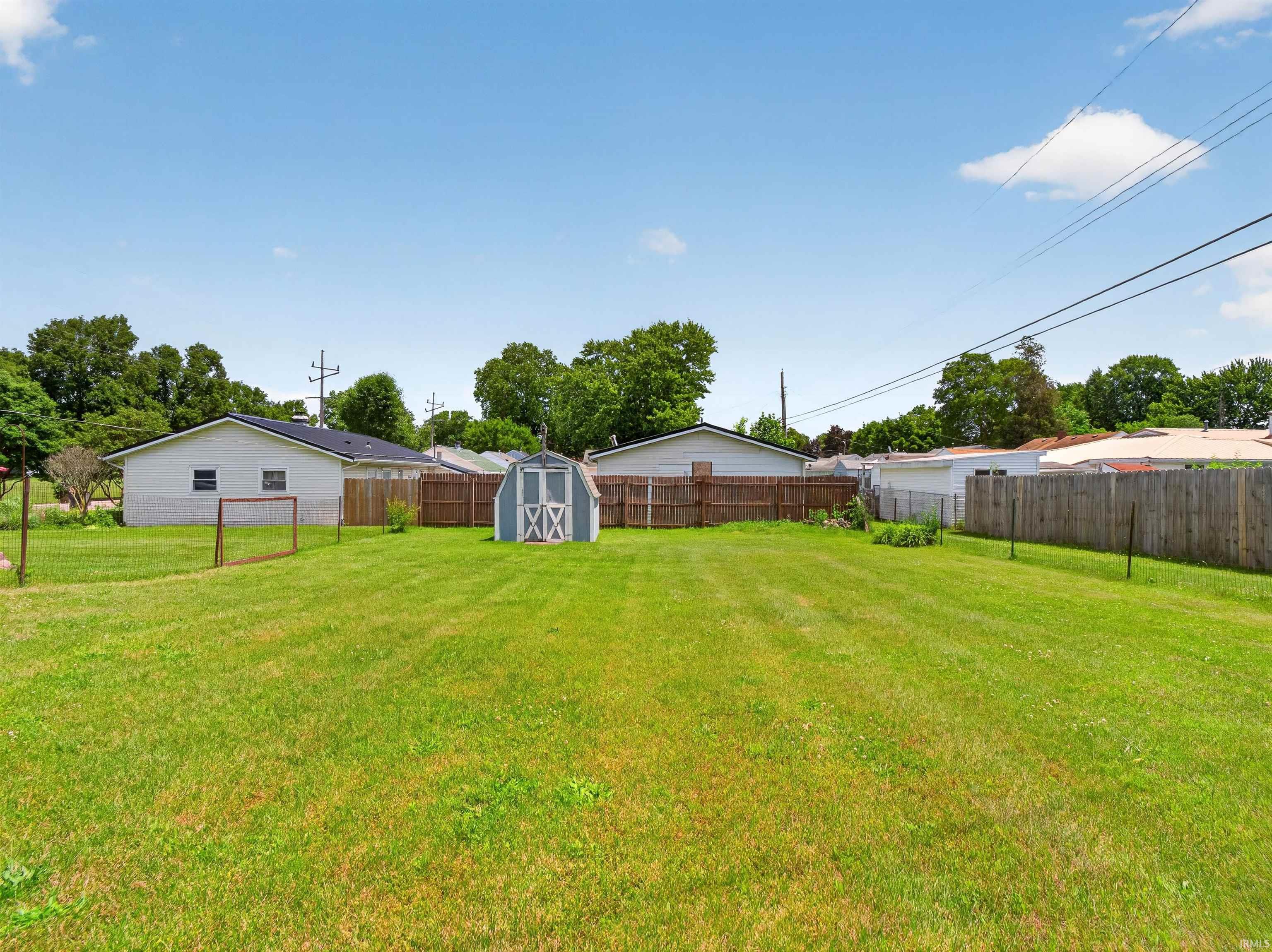 1216 E Sheridan Street Warsaw IN 46580