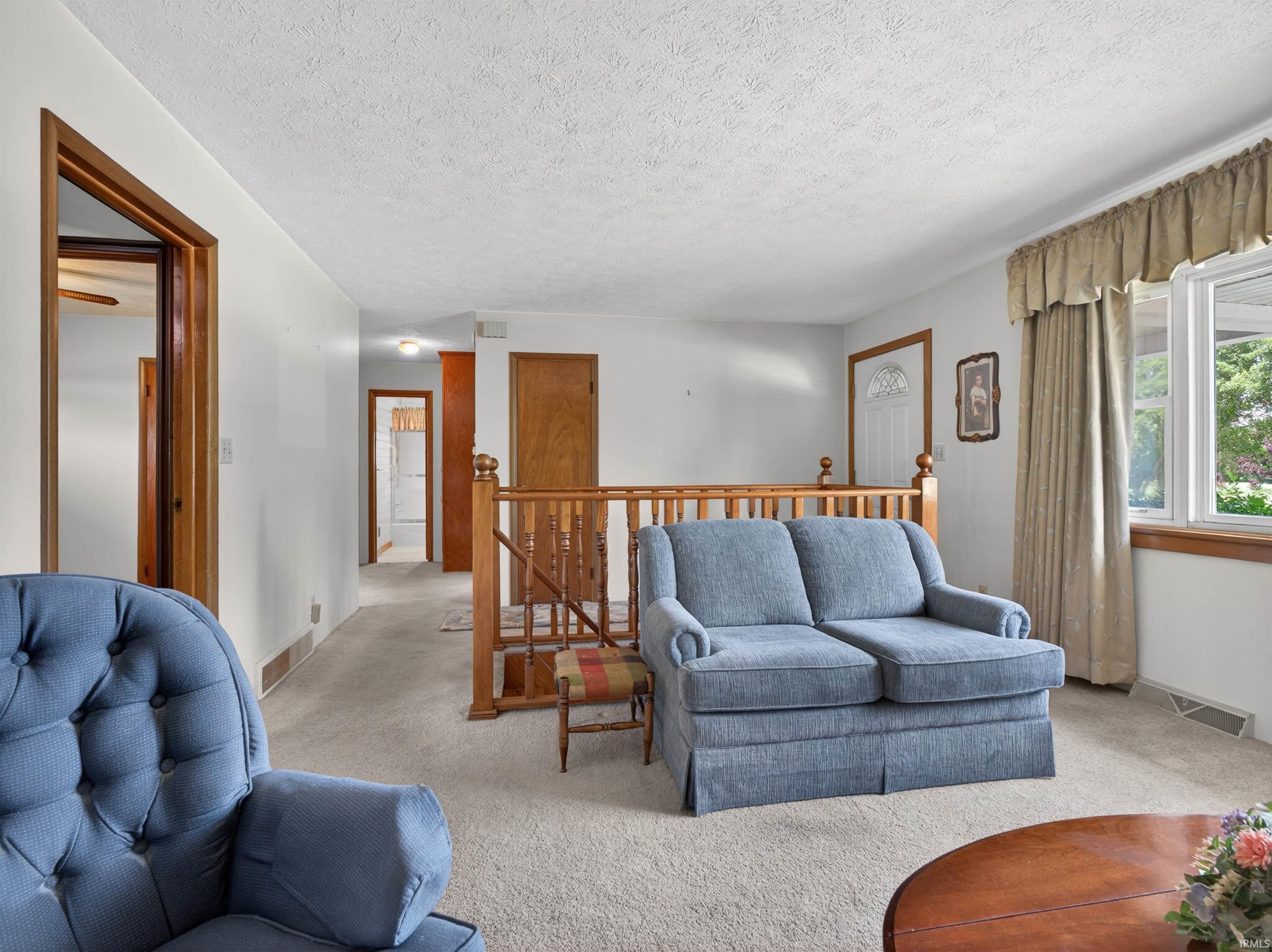 1216 E Sheridan Street Warsaw IN 46580