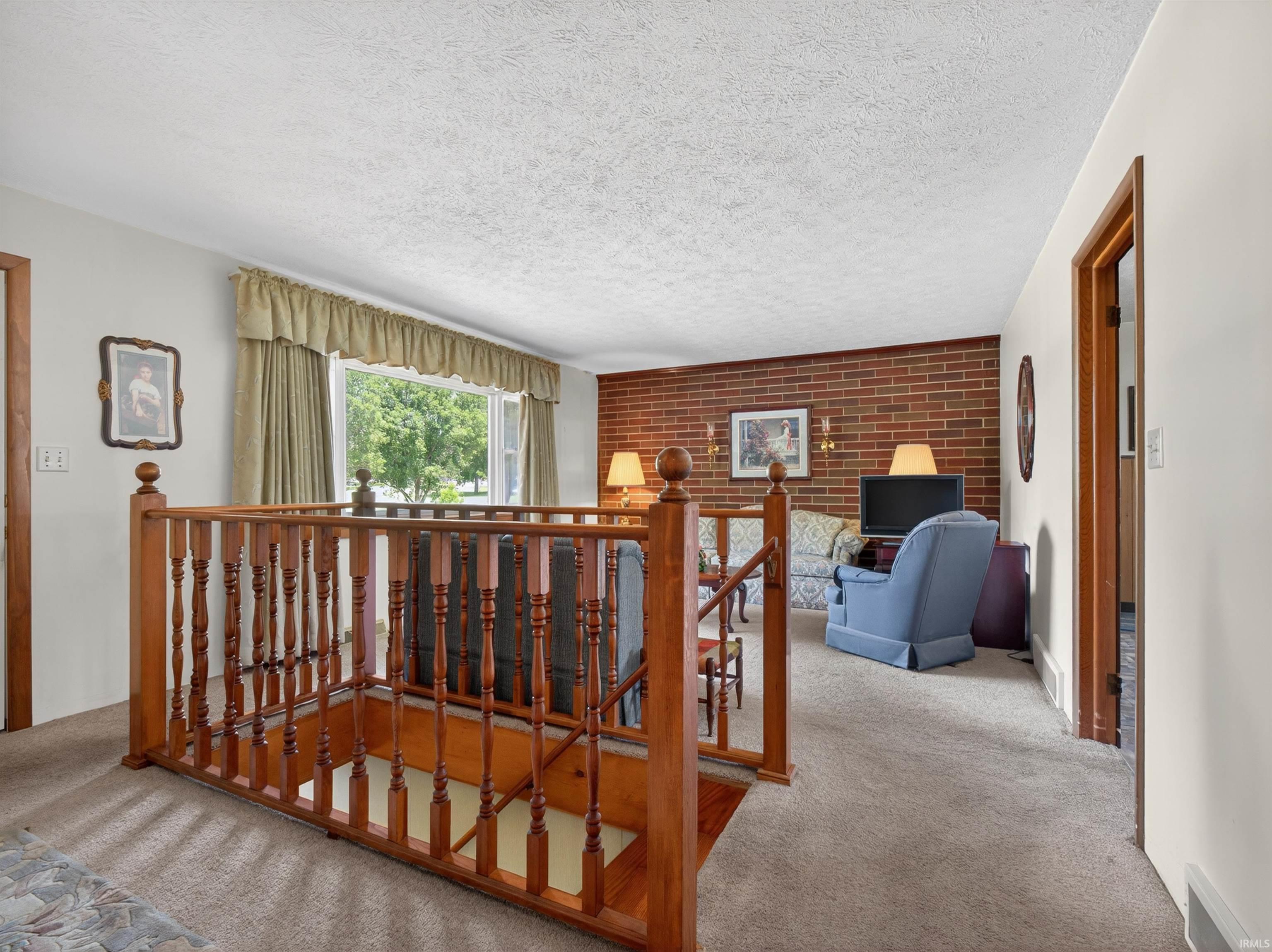 1216 E Sheridan Street Warsaw IN 46580