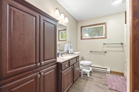 4109 Castell Drive Fort Wayne IN 46835
