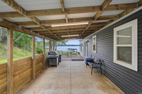 5443 W Diamond Lake Road Wawaka IN 46794