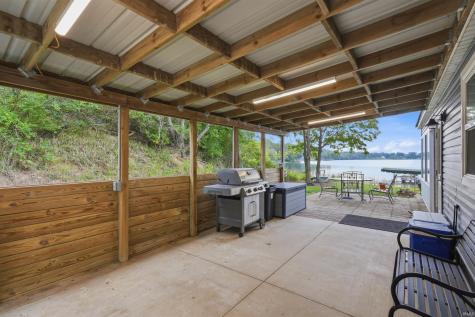 5443 W Diamond Lake Road Wawaka IN 46794