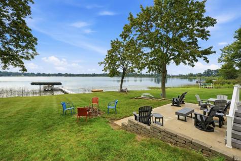 5443 W Diamond Lake Road Wawaka IN 46794