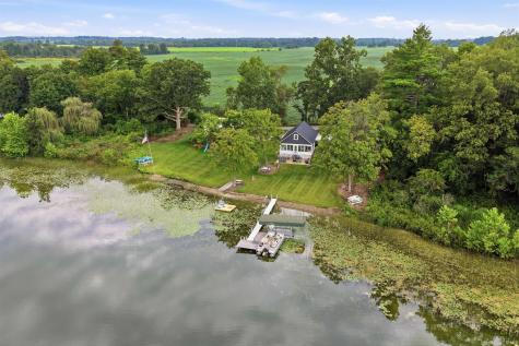 5443 W Diamond Lake Road Wawaka IN 46794