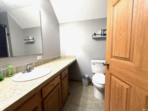 6509 Williams Road Bedford IN 47421