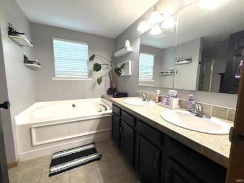 6509 Williams Road Bedford IN 47421