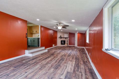 7701 Bartels Road Evansville IN 47710