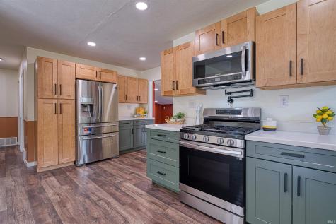 7701 Bartels Road Evansville IN 47710