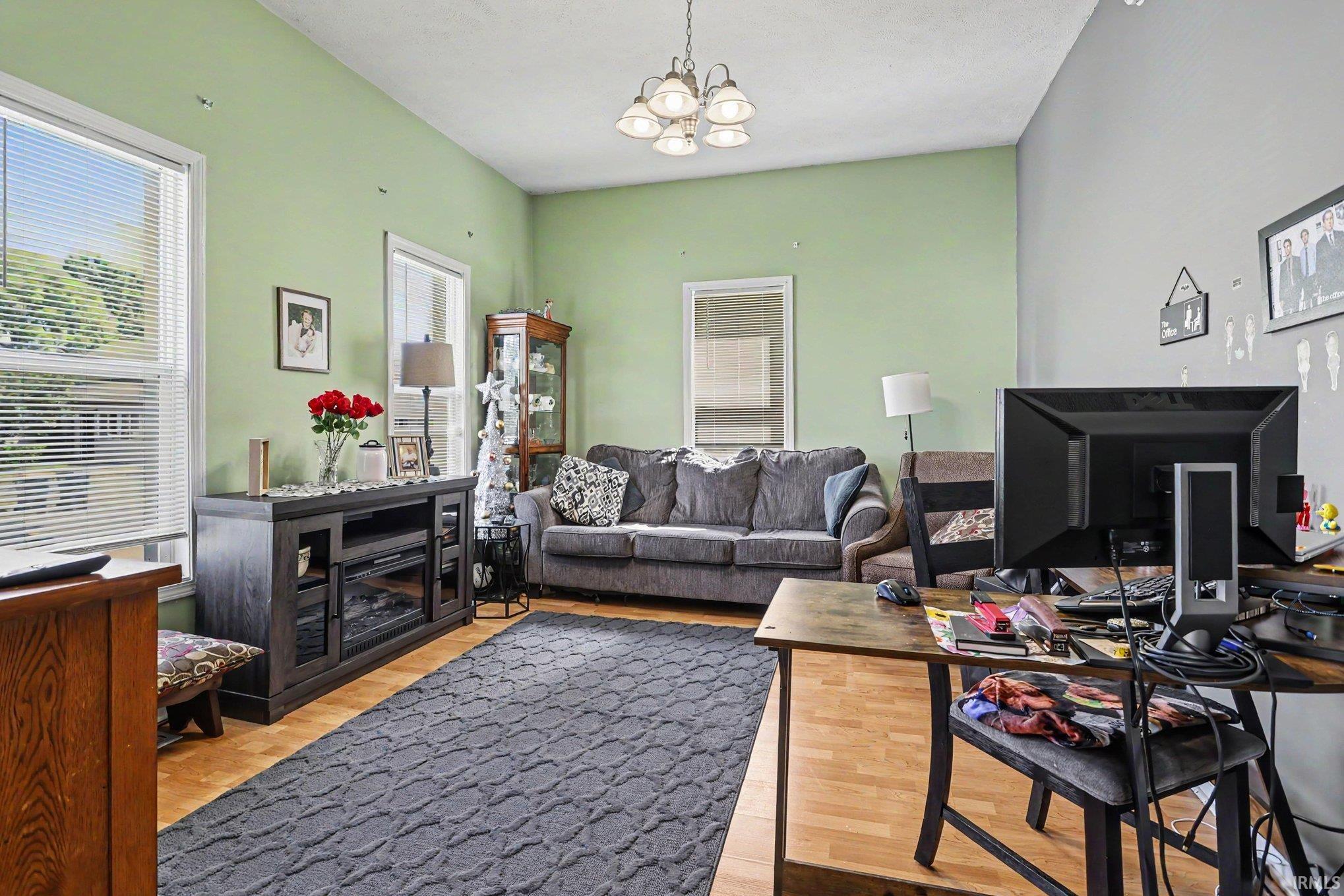 213 E Lawrence Street Mishawaka IN 46545