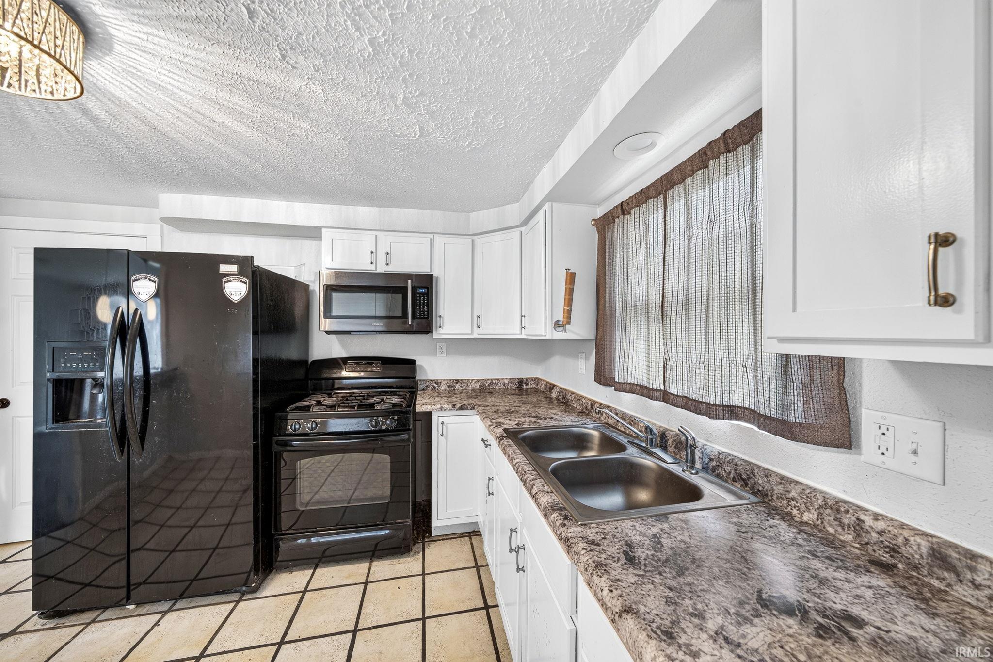221 Haney Avenue South Bend IN 46613