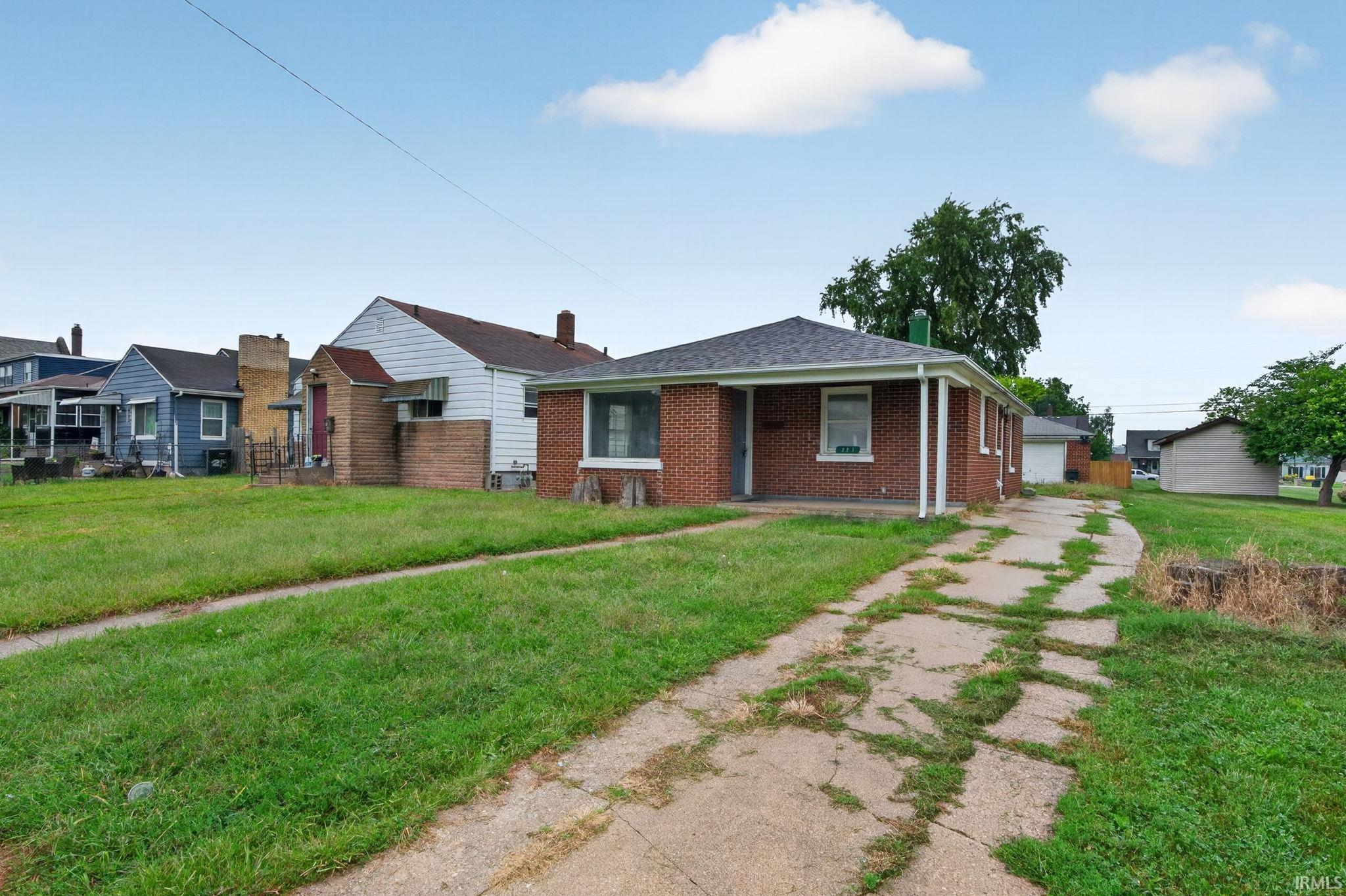 221 Haney Avenue South Bend IN 46613