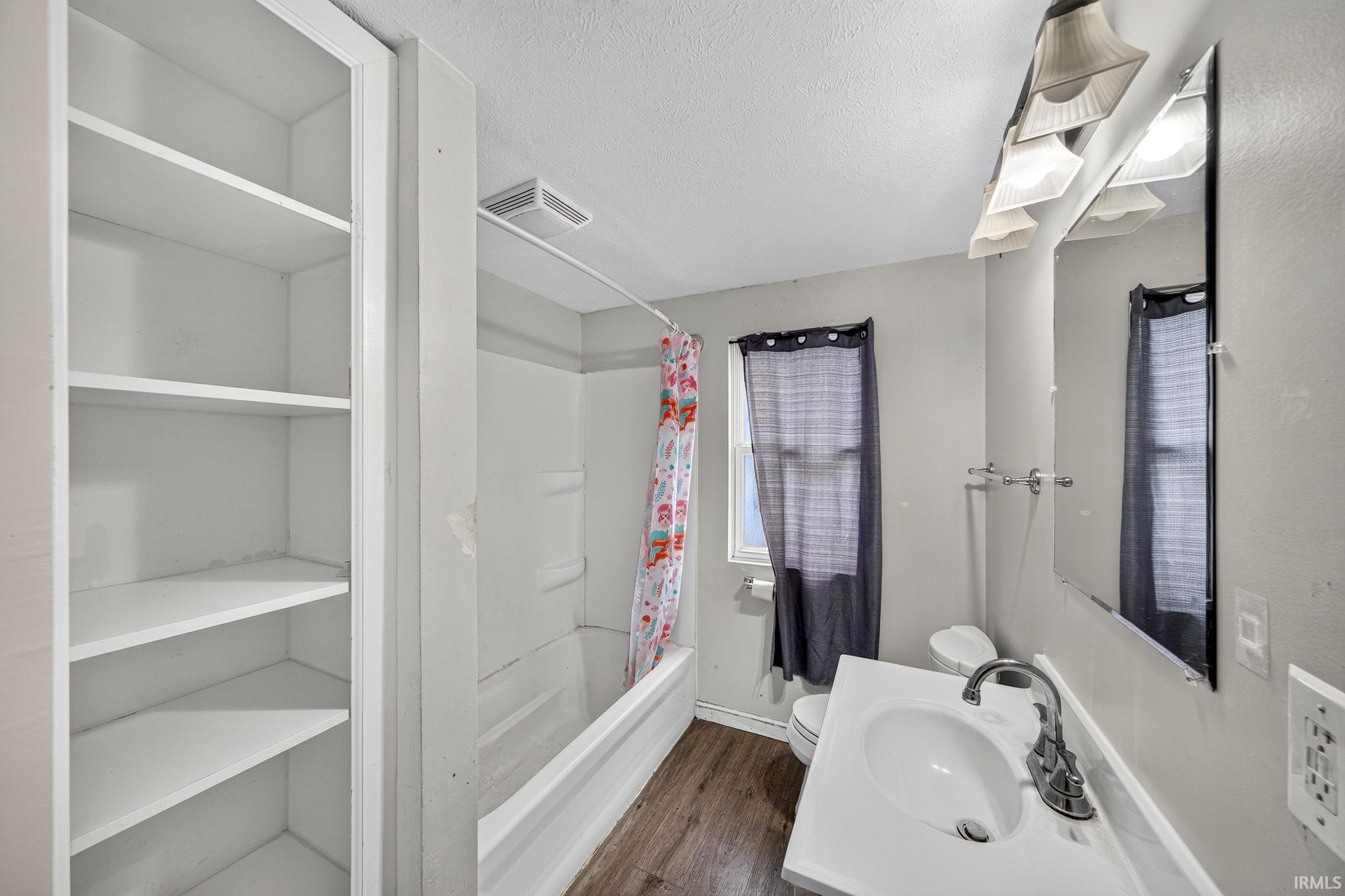 221 Haney Avenue South Bend IN 46613