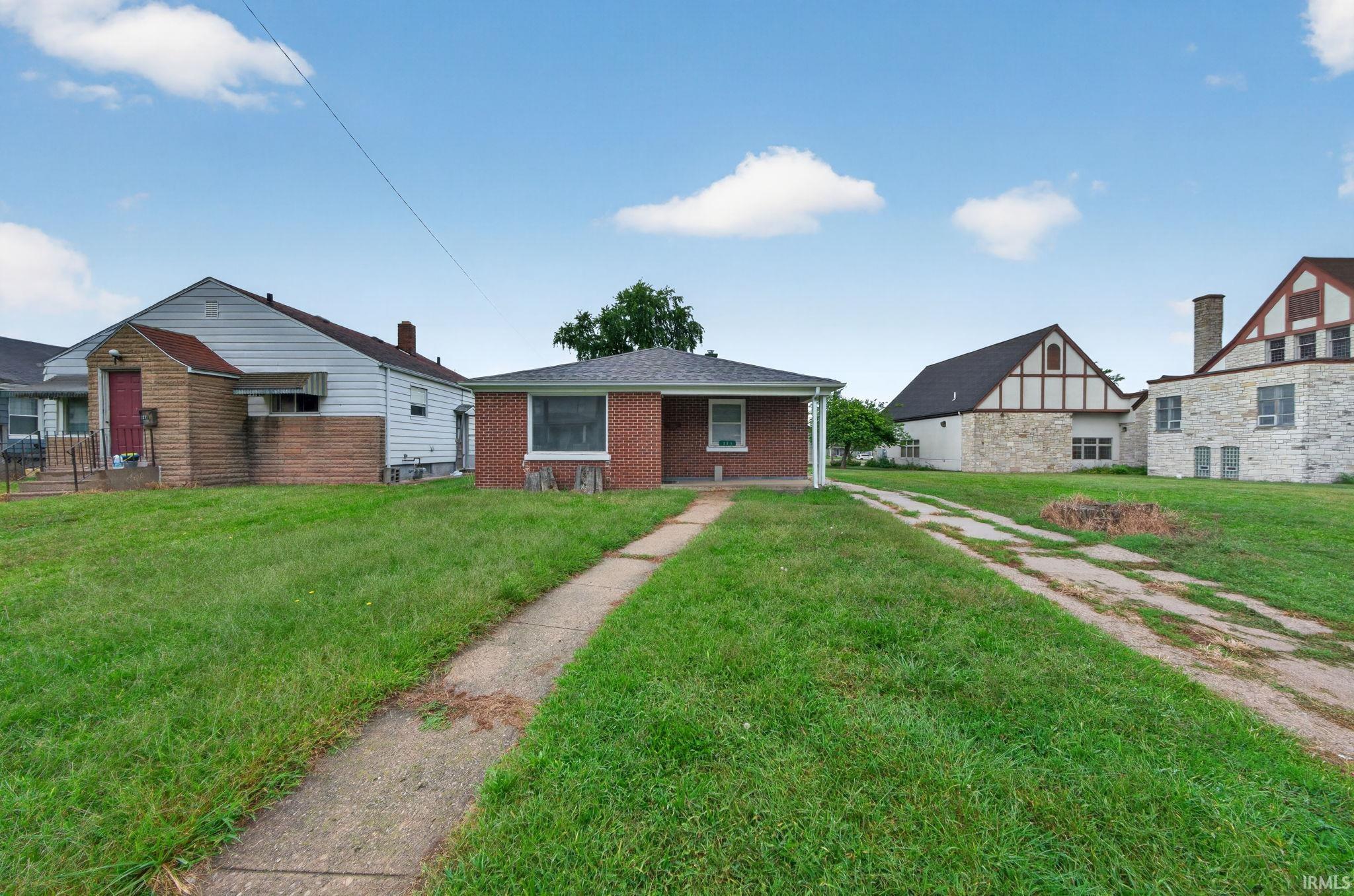 221 Haney Avenue South Bend IN 46613