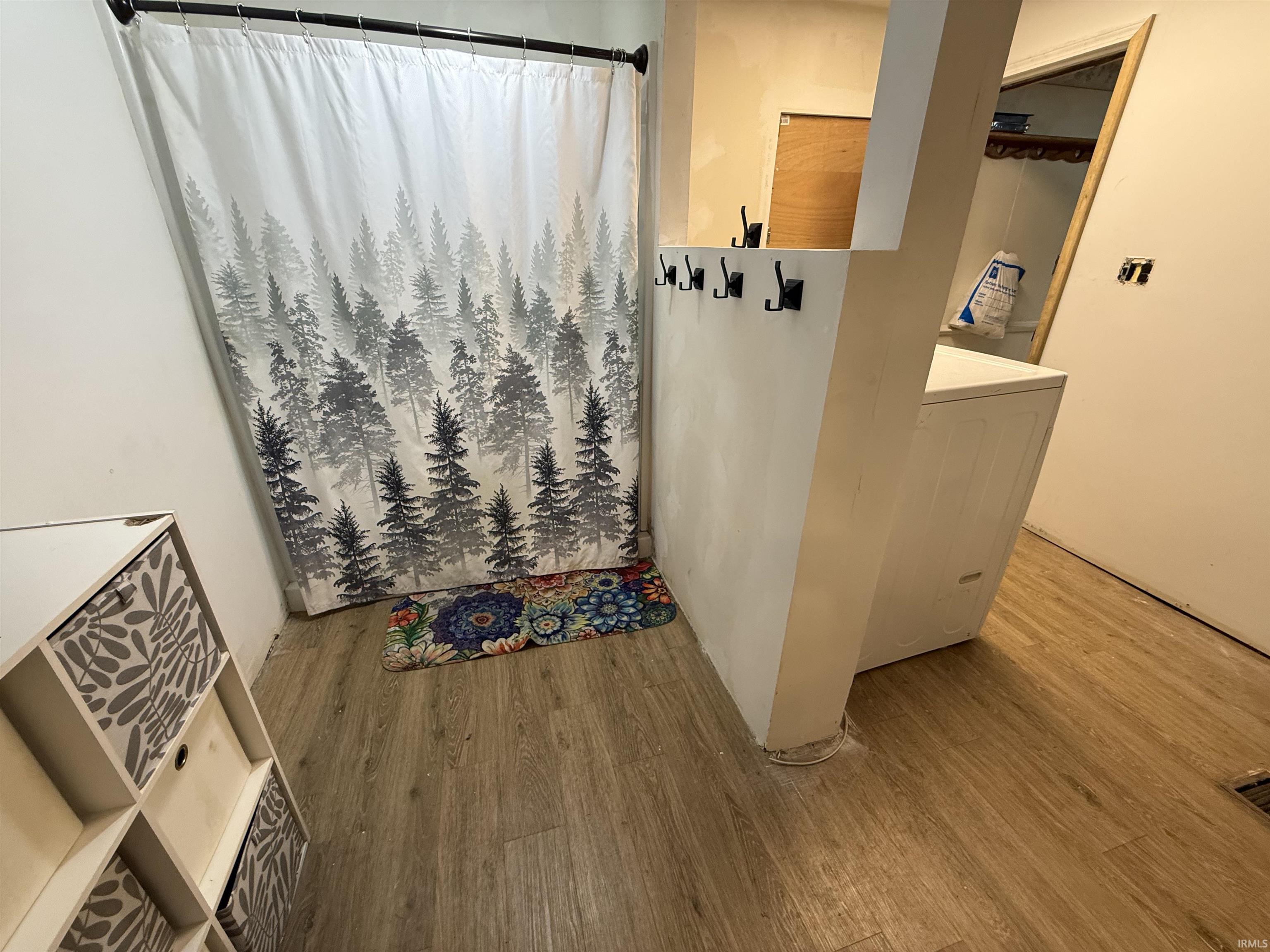 206 S Mountain Lagrange IN 46761