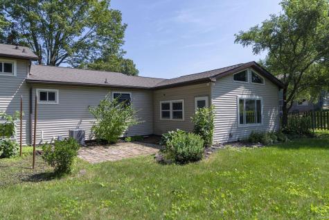 18140 Brightlingsea Place South Bend IN 46637