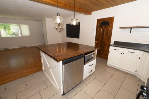 18140 Brightlingsea Place South Bend IN 46637