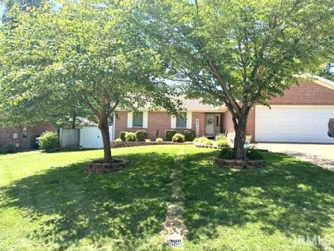 1472 Sandalwood Court Evansville IN 47720