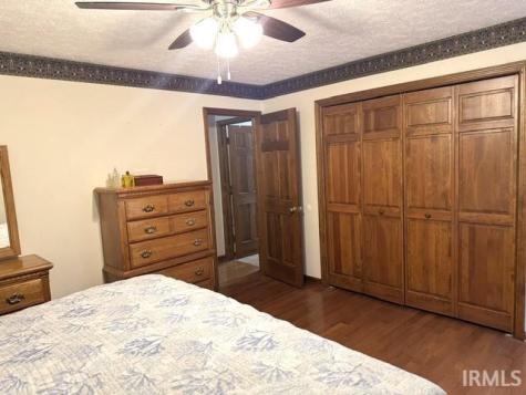 1472 Sandalwood Court Evansville IN 47720