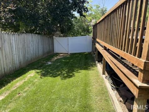 1472 Sandalwood Court Evansville IN 47720
