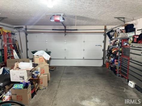 1472 Sandalwood Court Evansville IN 47720
