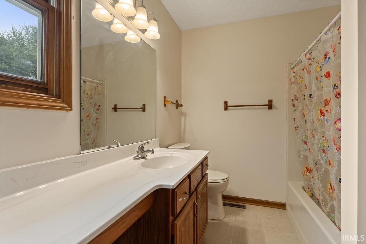 50944 Pine Meadows Drive Granger IN 46530