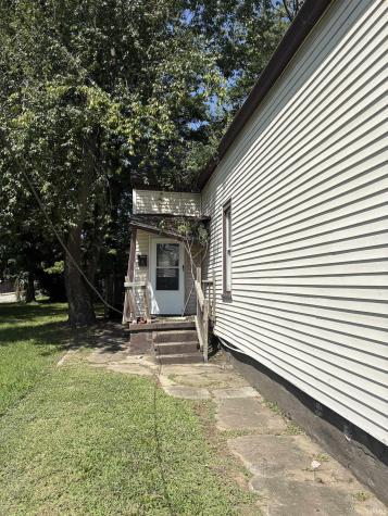 1427 S Governor Street Evansville IN 47713
