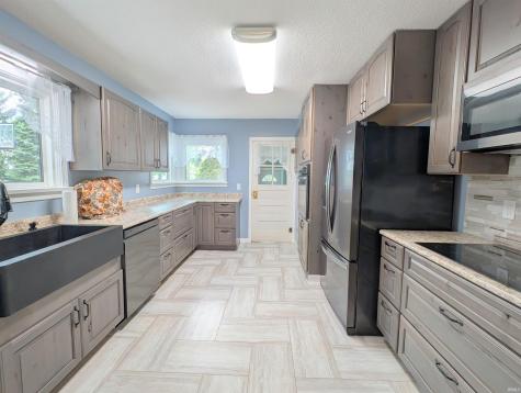 1105 W Lancaster Street Bluffton IN 46714
