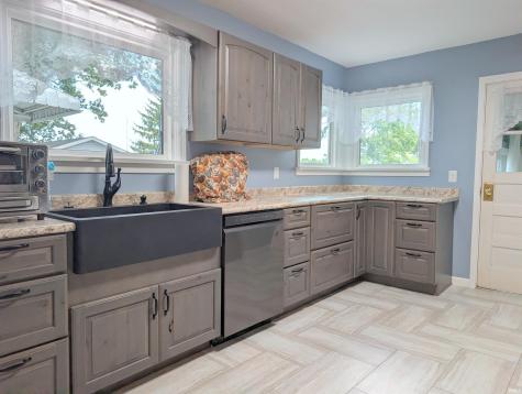 1105 W Lancaster Street Bluffton IN 46714