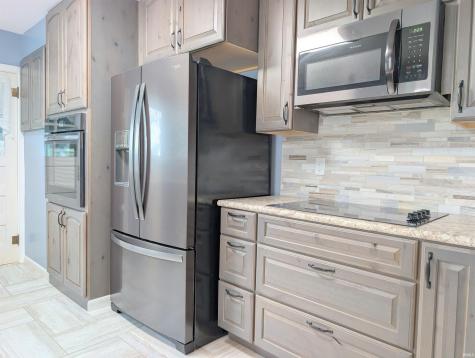 1105 W Lancaster Street Bluffton IN 46714
