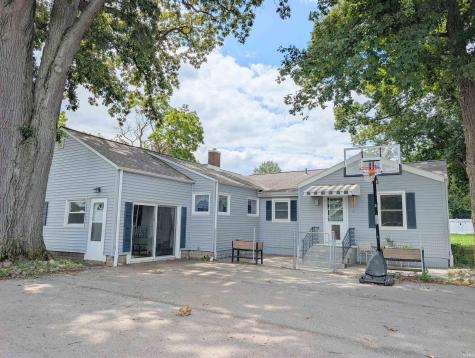 1105 W Lancaster Street Bluffton IN 46714